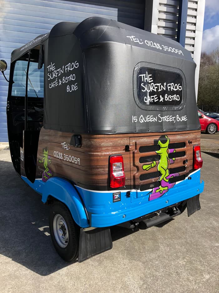 The Surfin' Frog Café & Bistro tuk tuk in wood-effect and blue