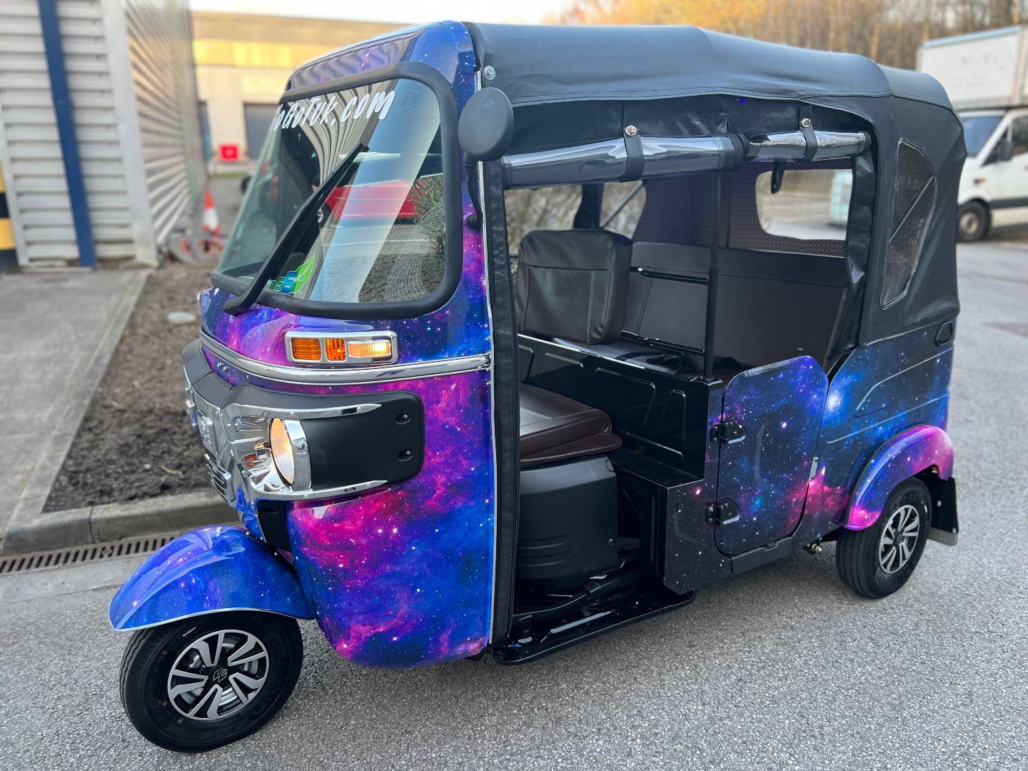 The question we get more than any other: do you need a special licence? — Tuk Tuk UK